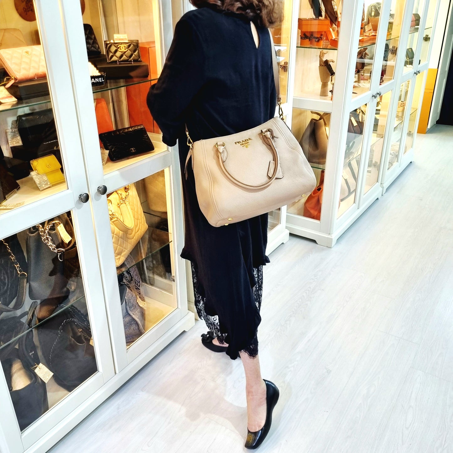 Prada 1BC032 Vitello Phenix Leather Tote Ghw (Cammeo)