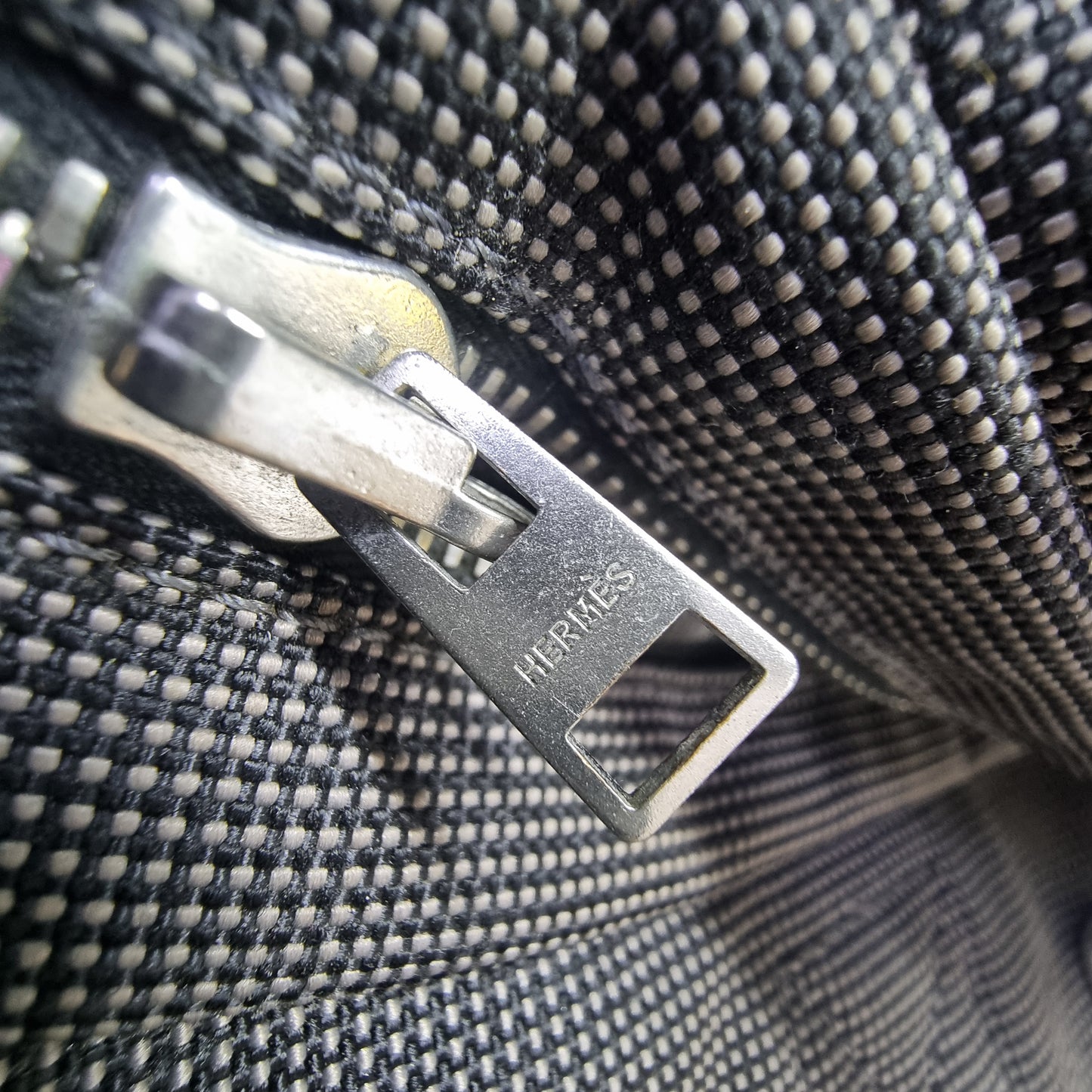 Hermes Fourre Tout PM Canvas Top Handle Shw ( Grey)