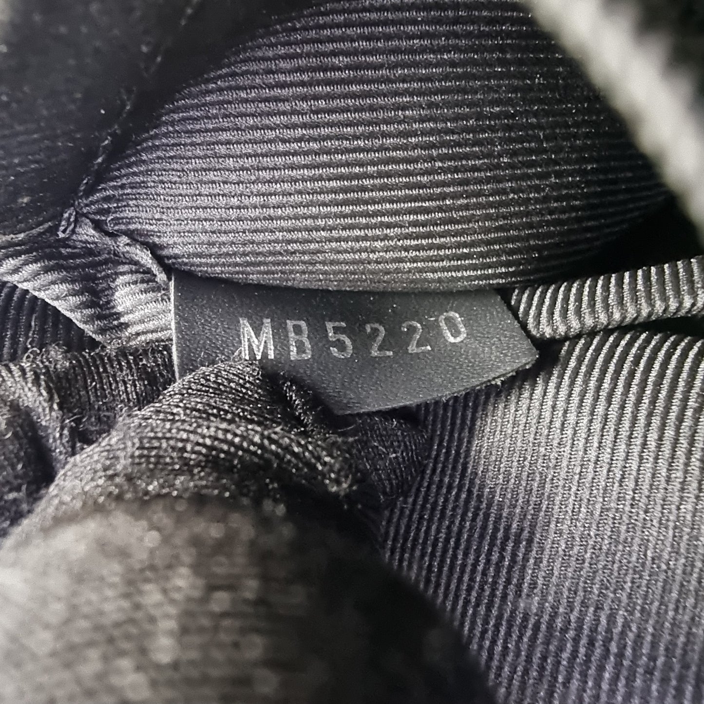 Louis Vuitton Bumbag Explorer Monogram Eclipse Shw