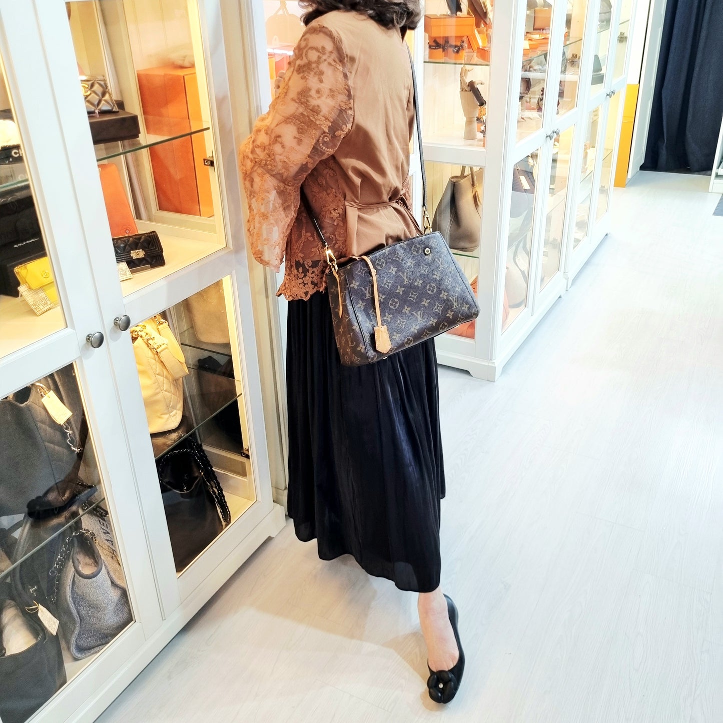 Louis Vuitton Montaigne BB Monogram Ghw