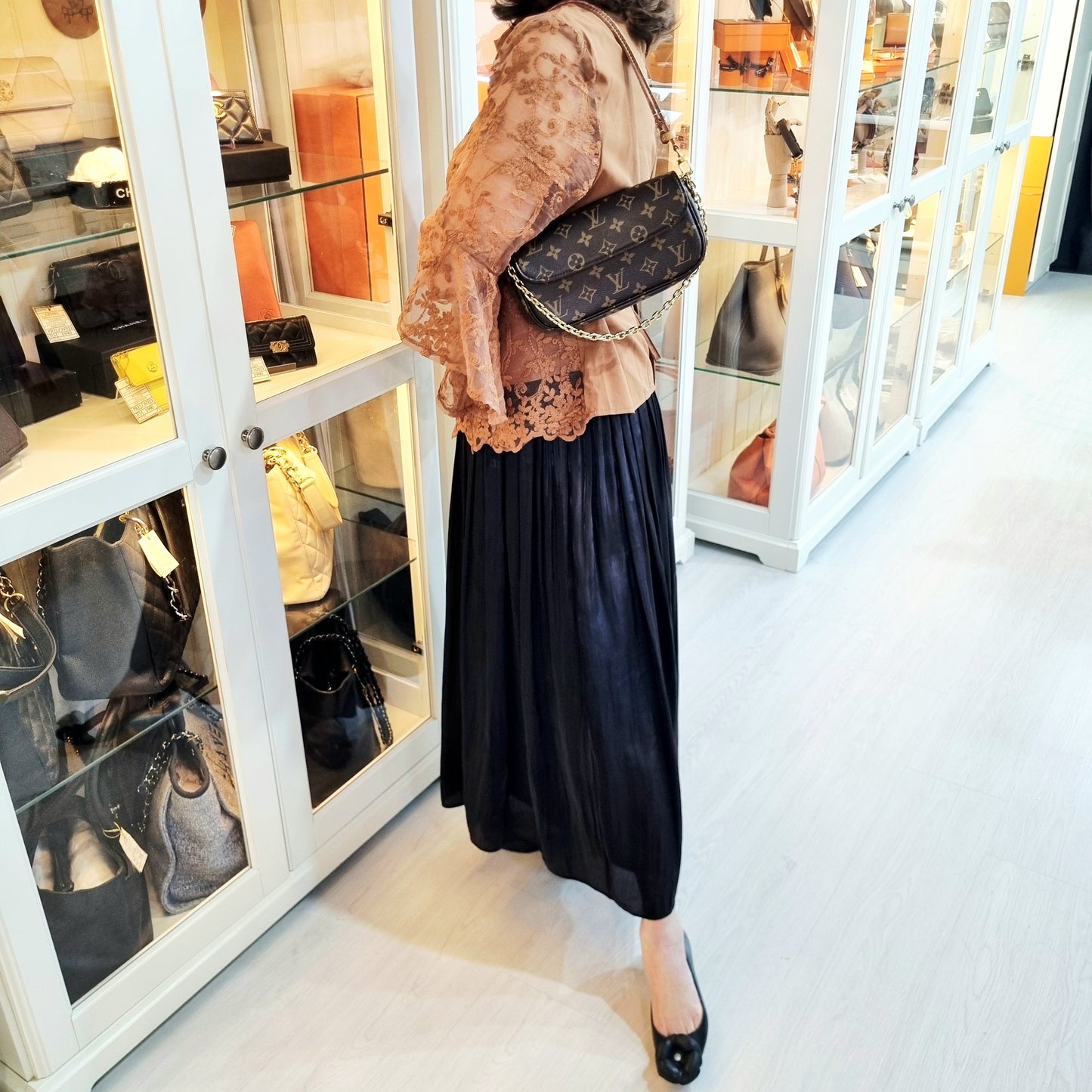 Louis Vuitton Ivy Wallet On Chain Monogram Ghw