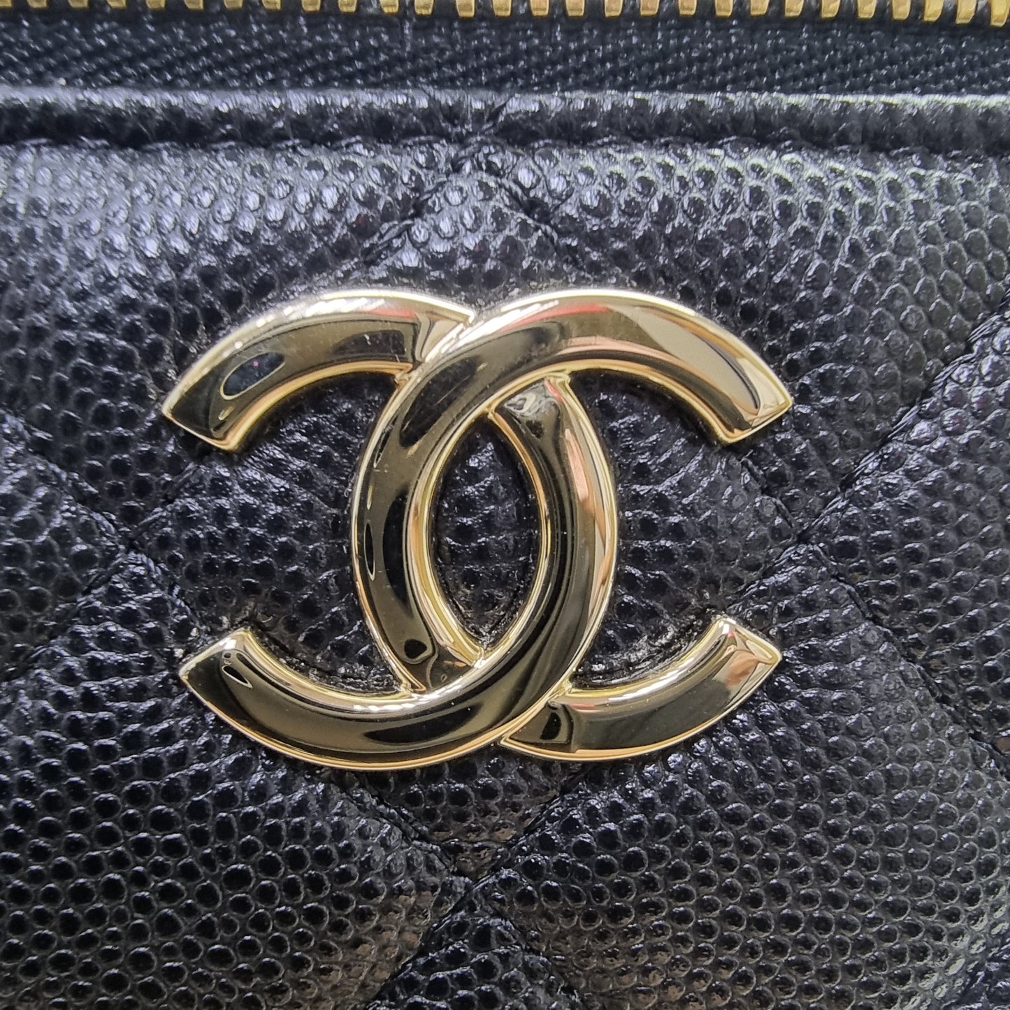 Chanel Vanity Case Caviar Ghw (Black)
