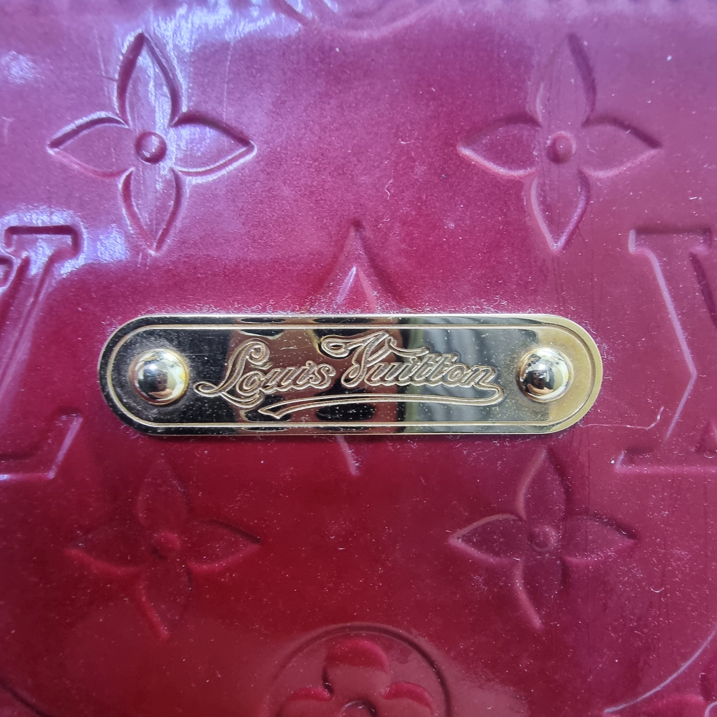 Louis Vuitton Bellevue PM Monogram Vernis Pomme D'Amour Ghw