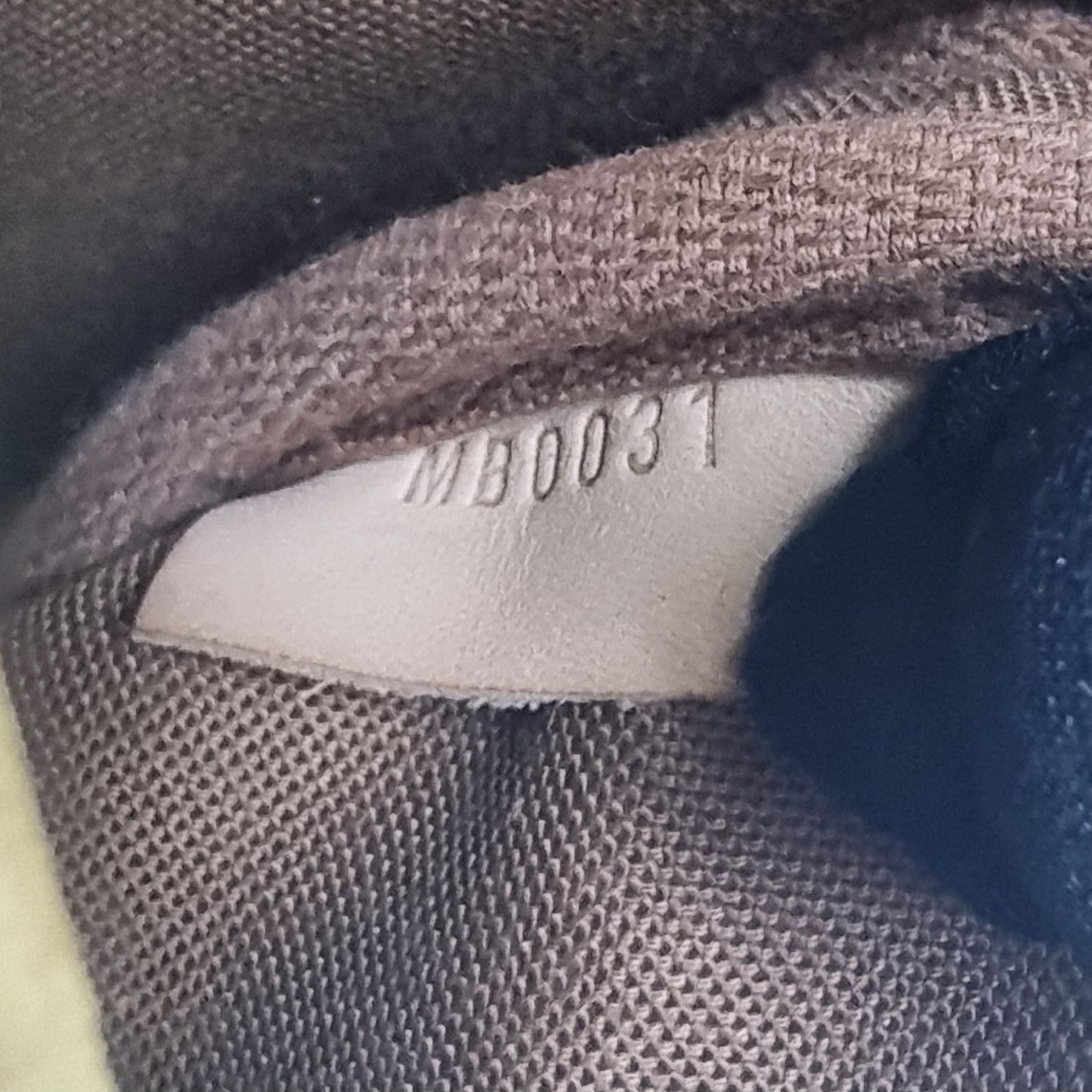 Louis Vuitton Saumur 30 Monogram Ghw
