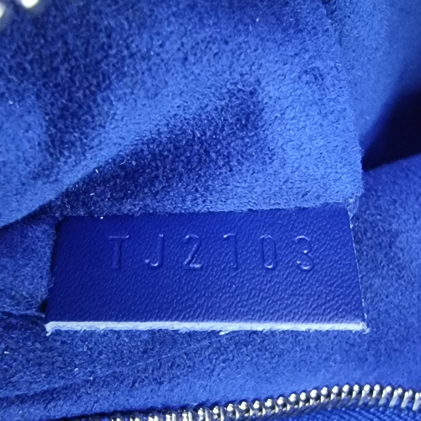 Louis Vuitton Noe PM Epi Shw (White / Navy Blue)