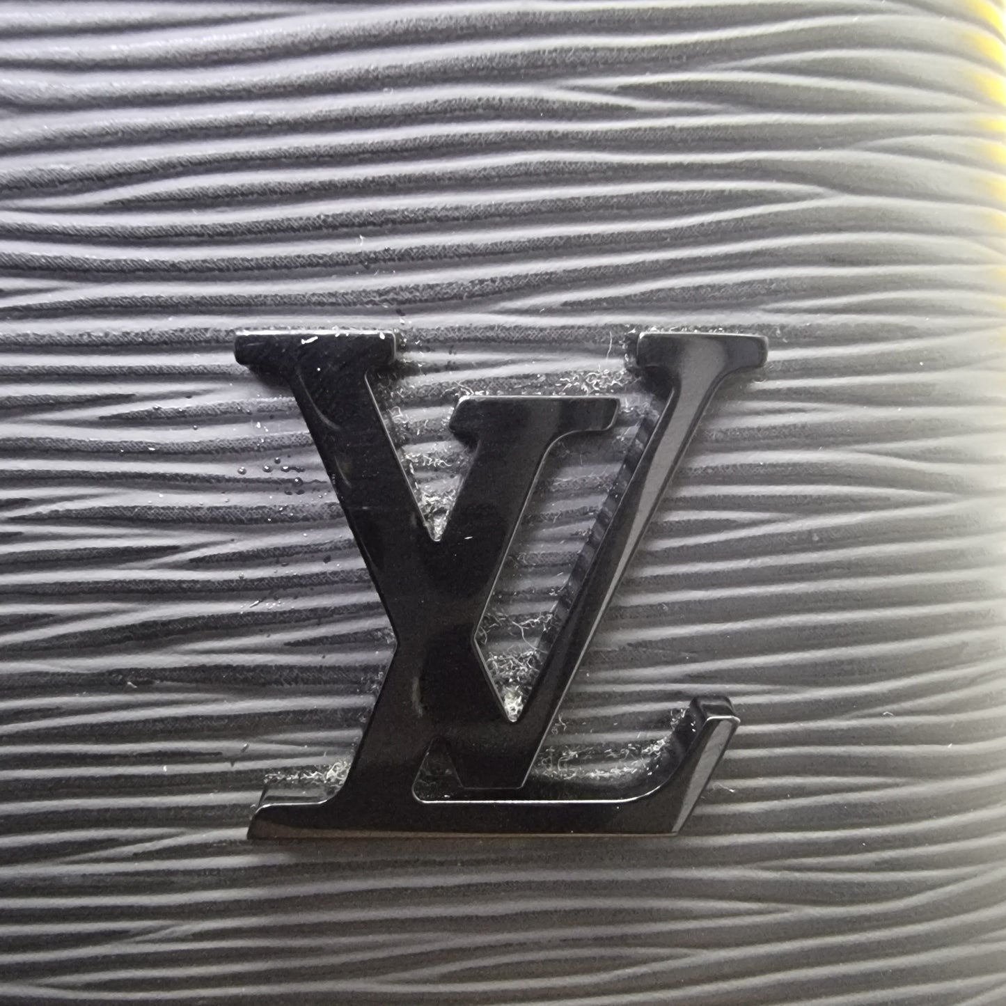 Louis Vuitton Kleber PM Epi Shw (Black)