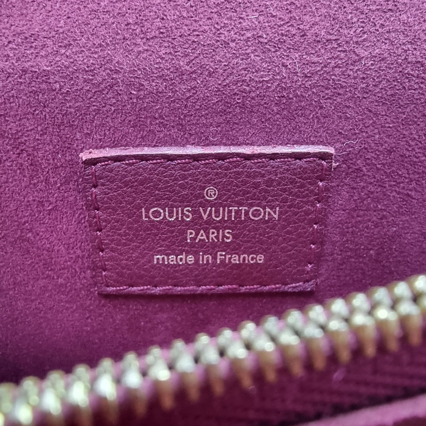Louis Vuitton Victoire Crossbody Monogram Raisin Ghw
