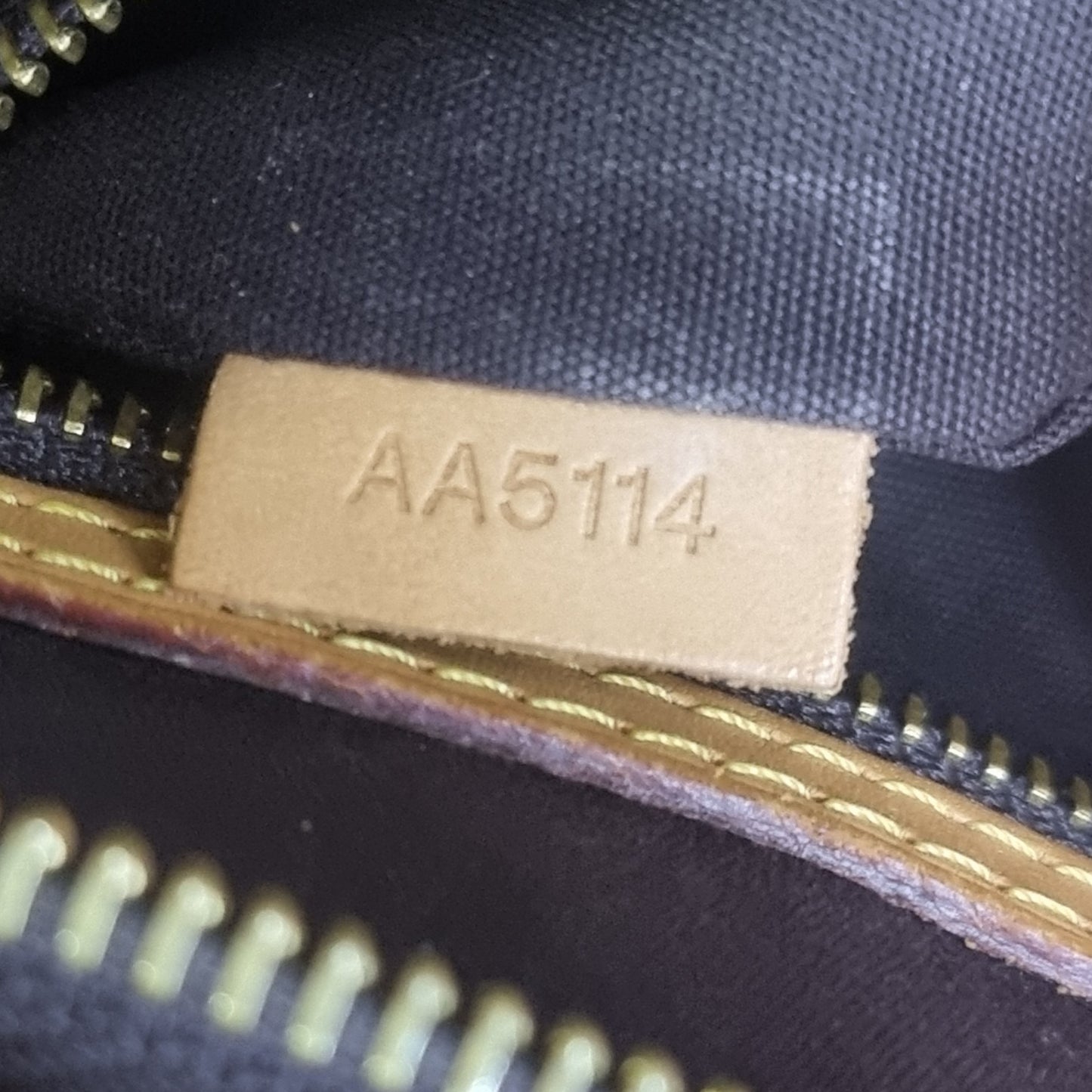 Louis Vuitton Brea MM Amarante Monogram Vernis Ghw