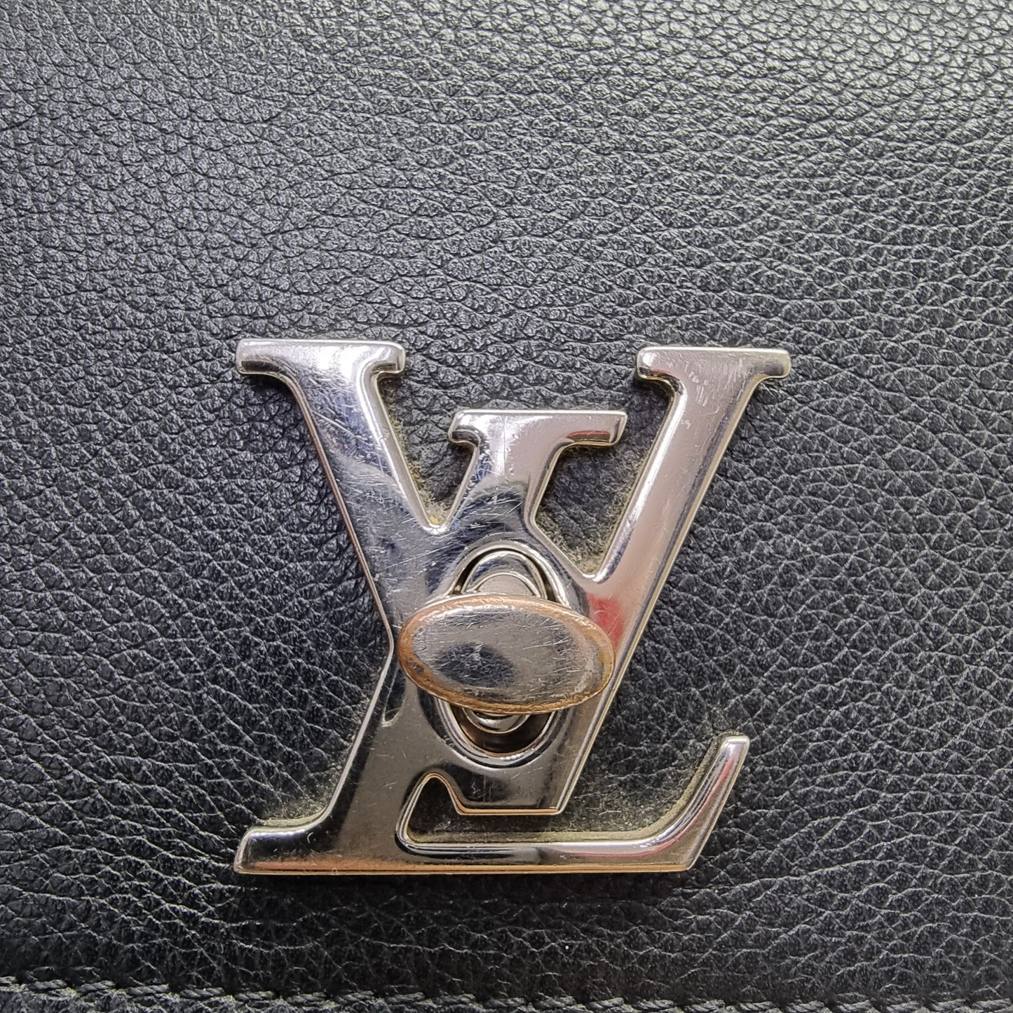 Louis Vuitton Lockme 11 BB Shw (Black)