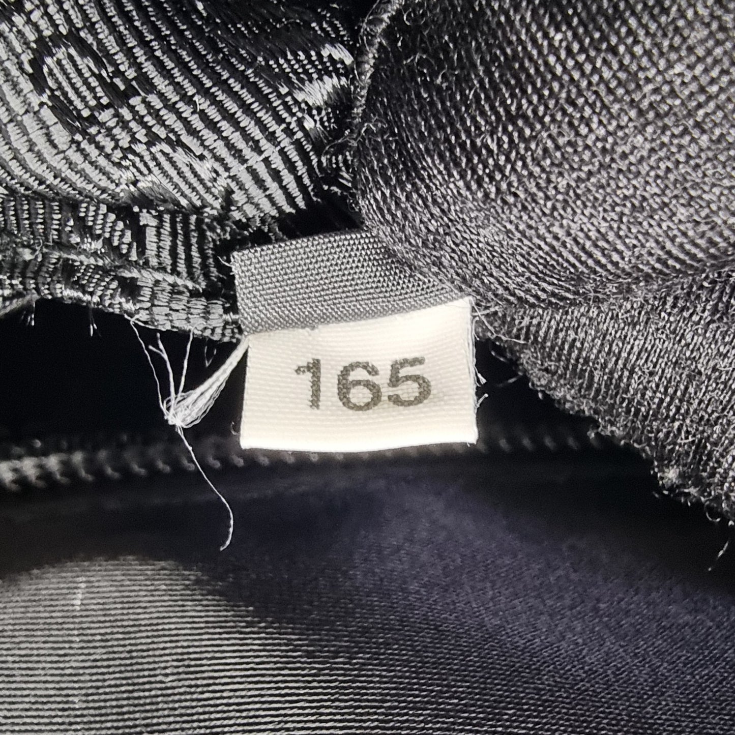 Prada V166 Tessuto Messenger Bag Shw (Black)
