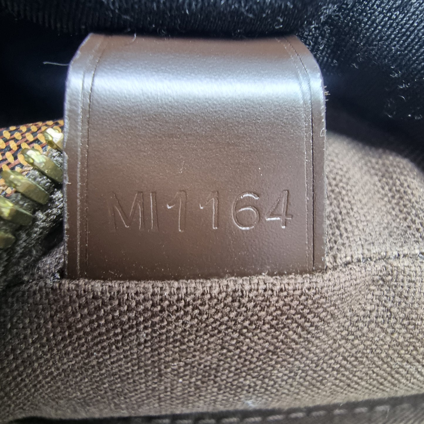Louis Vuitton Shelton MM Messenger Bag Damier Ebene Ghw