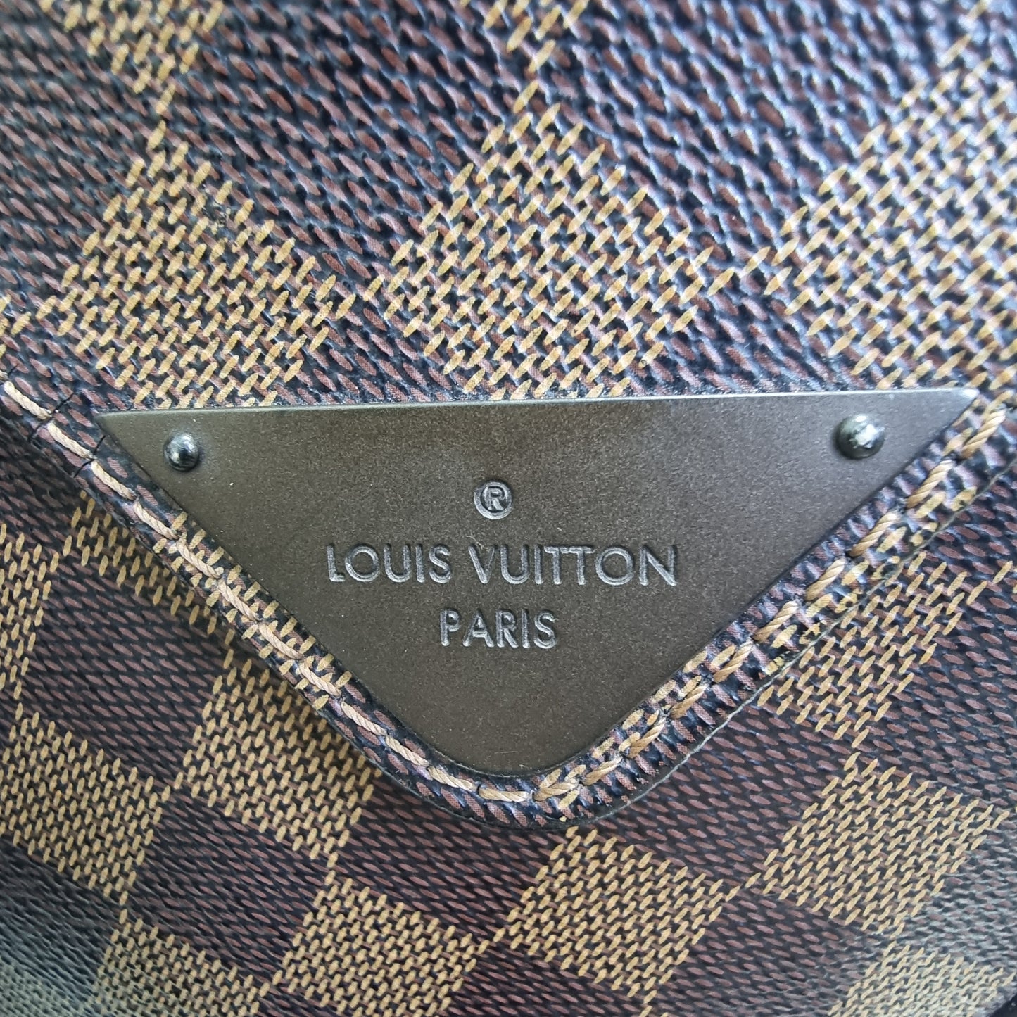 Louis Vuitton Shelton MM Messenger Bag Damier Ebene Ghw