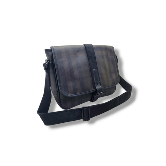 Burberry Smoked Check Canvas Messenger Bag Bhw (Black/Brown)