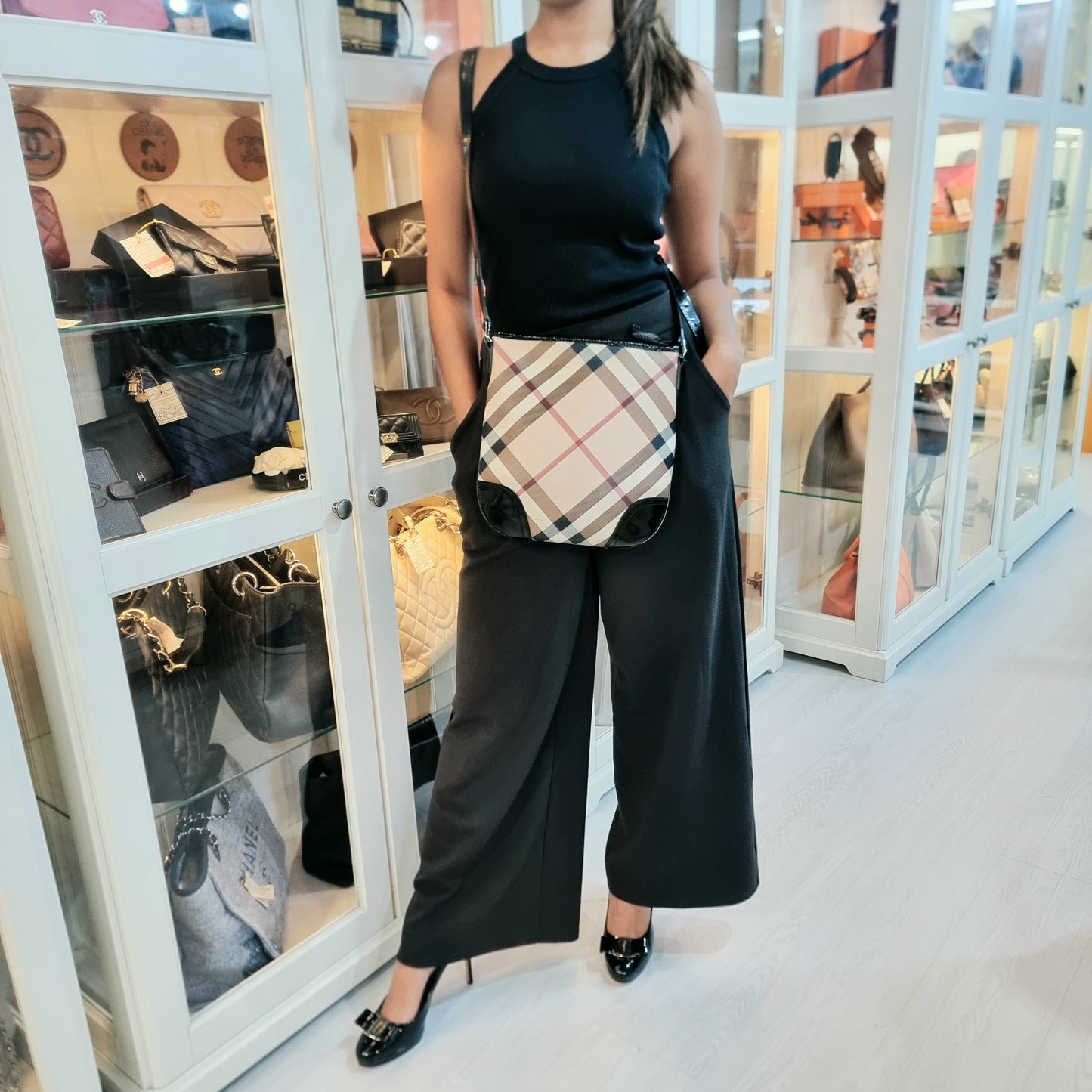 Burberry Supernova Check Coated Canvas Dryden Crossbody Shw (Black)