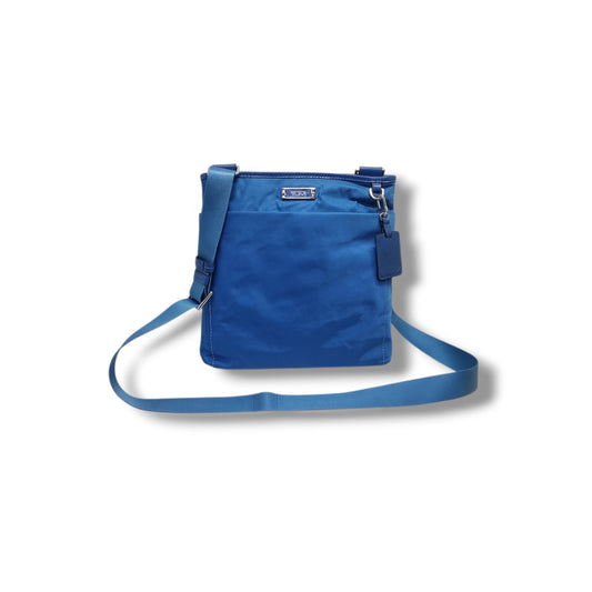 Tumi Voyageur Capri Nylon Crossbody Shw (Sky Blue)