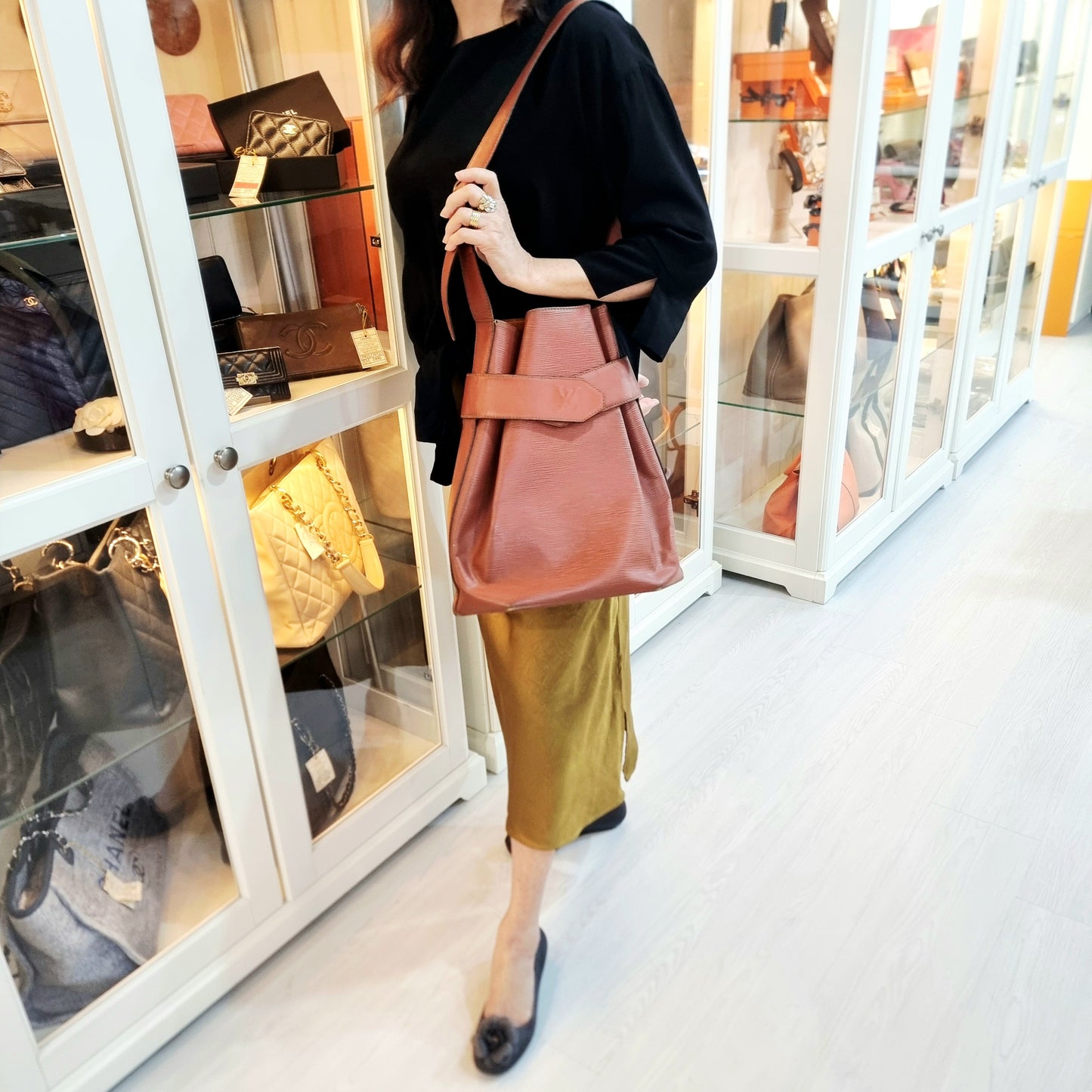 Louis Vuitton Sac D'Epaule Epi Ghw (Brown)