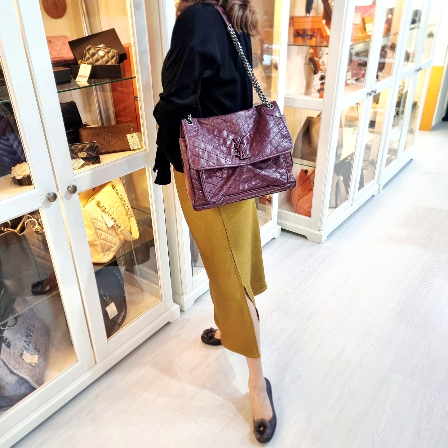 YSL Niki Large Calfskin Leather Bag Shw (Burgundy)