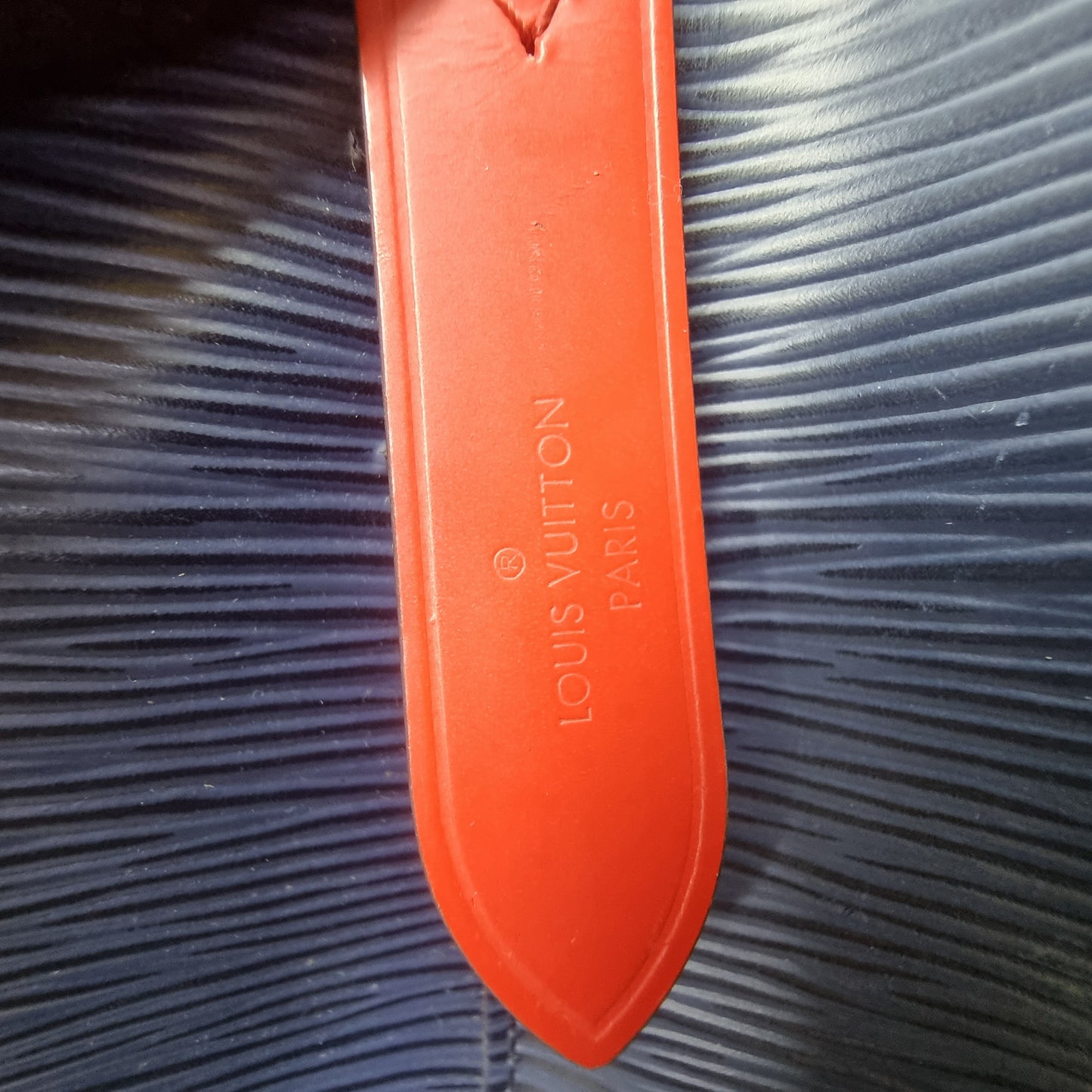 Louis Vuitton Neo Noe MM Epi Shw (Blue)