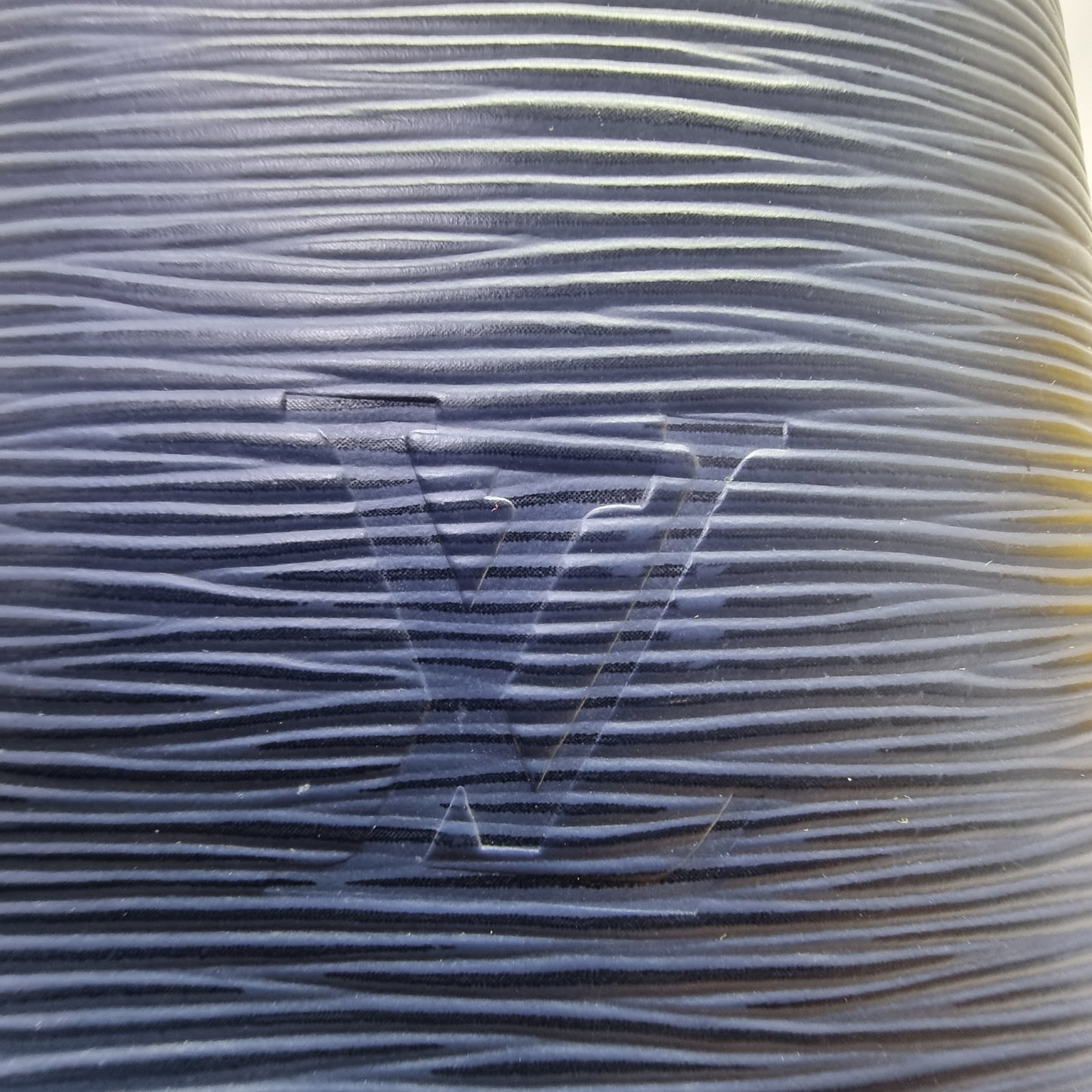 Louis Vuitton Neo Noe MM Epi Shw (Blue)
