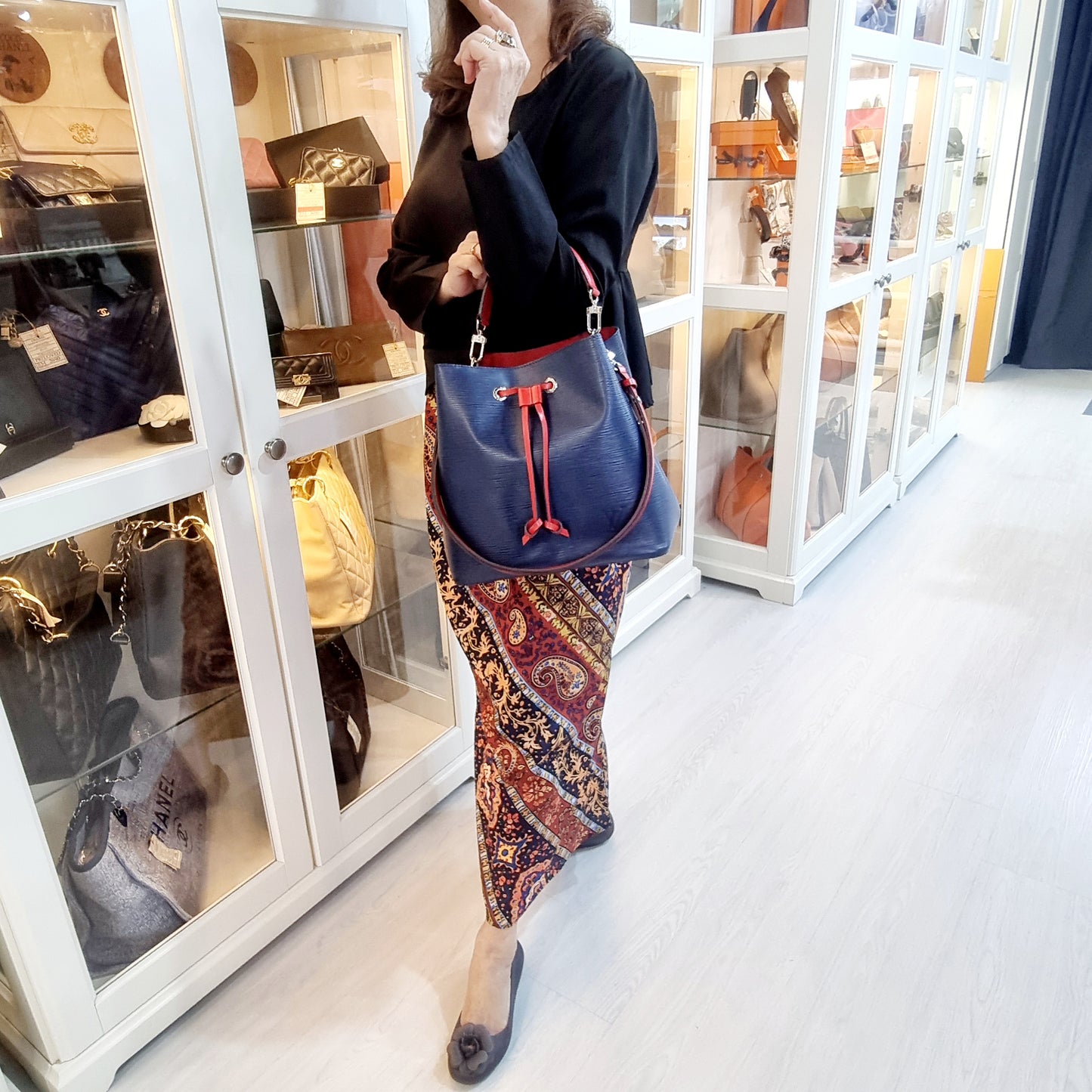 Louis Vuitton Neo Noe MM Epi Shw (Blue)