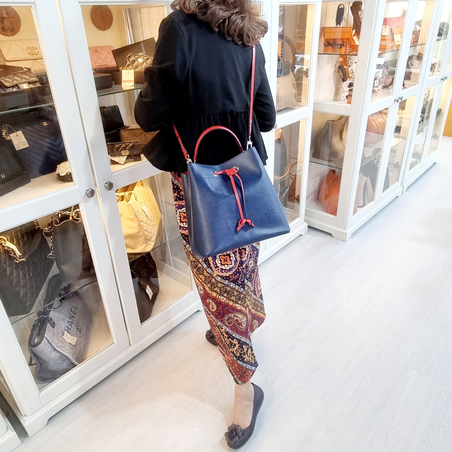 Louis Vuitton Neo Noe MM Epi Shw (Blue)