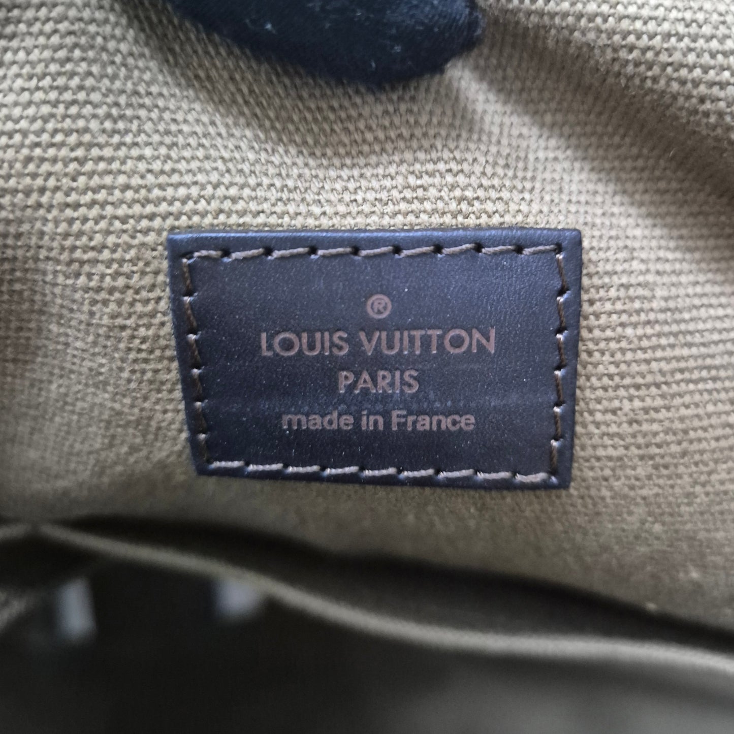 Louis Vuitton Kiowa Utah Leather Ghw (Coffee Brown)