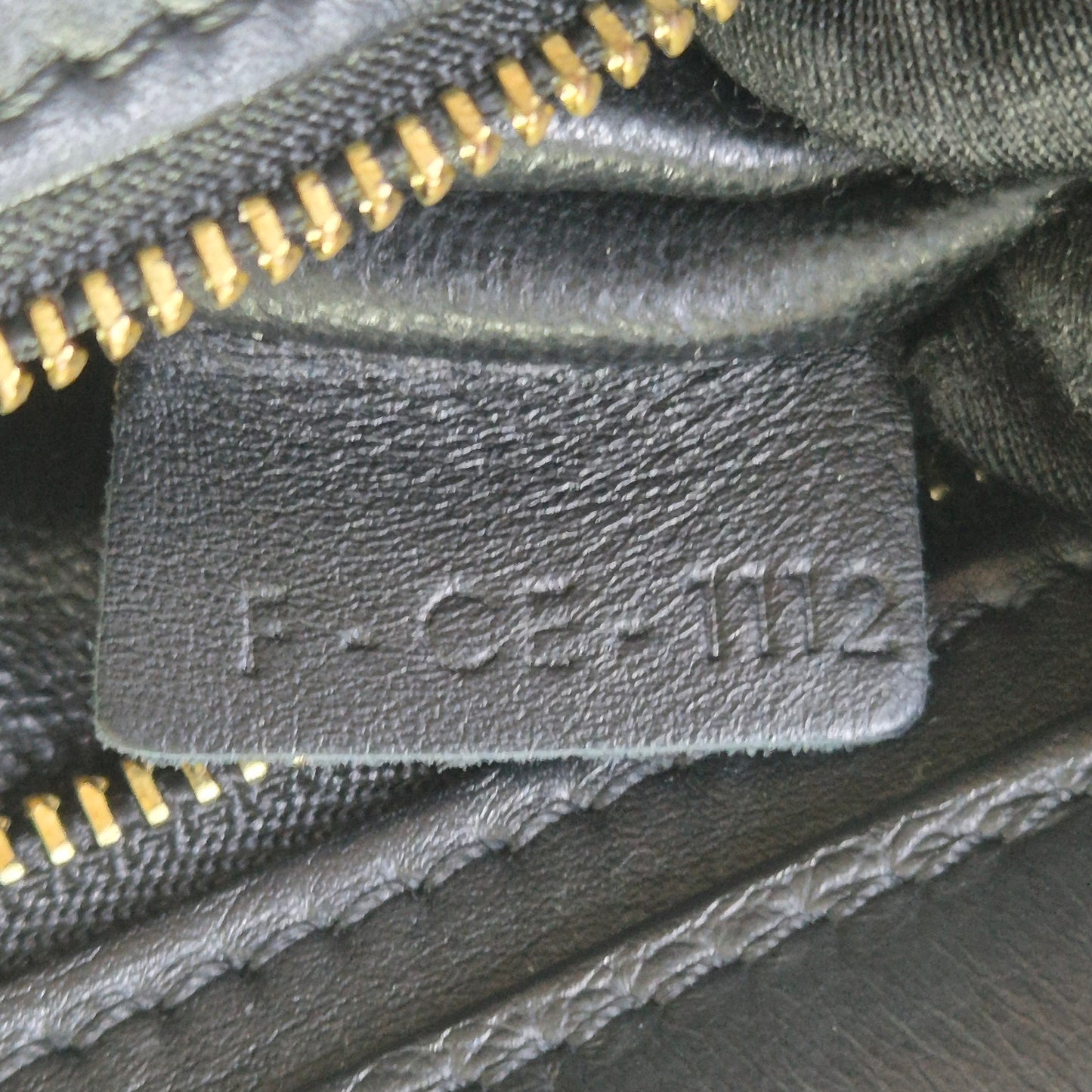 Celine Trapeze Medium Crocodile Embossed Tote Bag Ghw (Black)