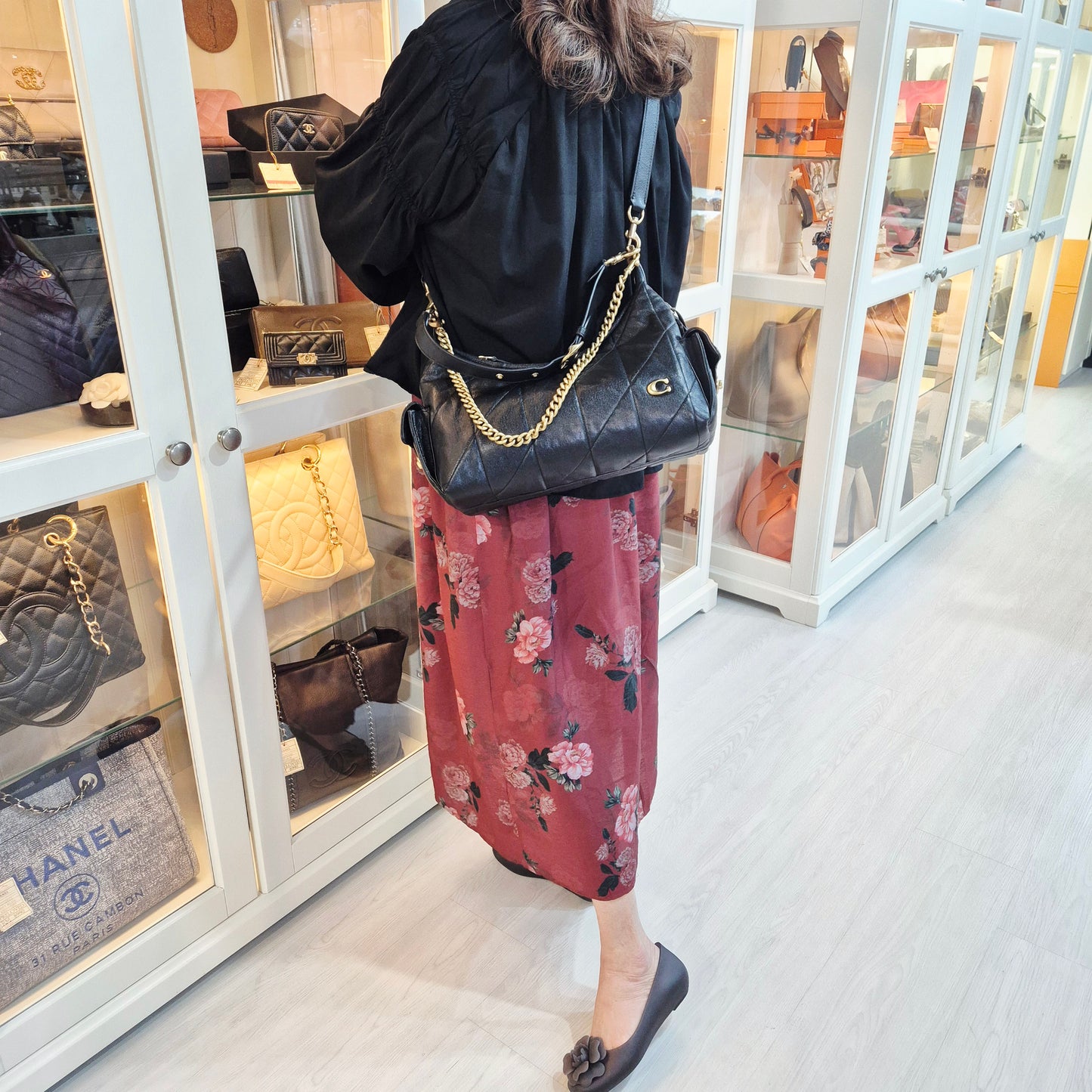 Coach Juliet Pocket 30 Smooth Leather Hobo Bag Ghw (Black)