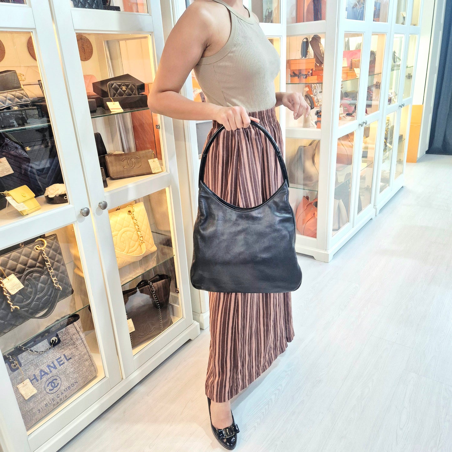 Prada Vintage Soft Leather Hobo Bag (Black)