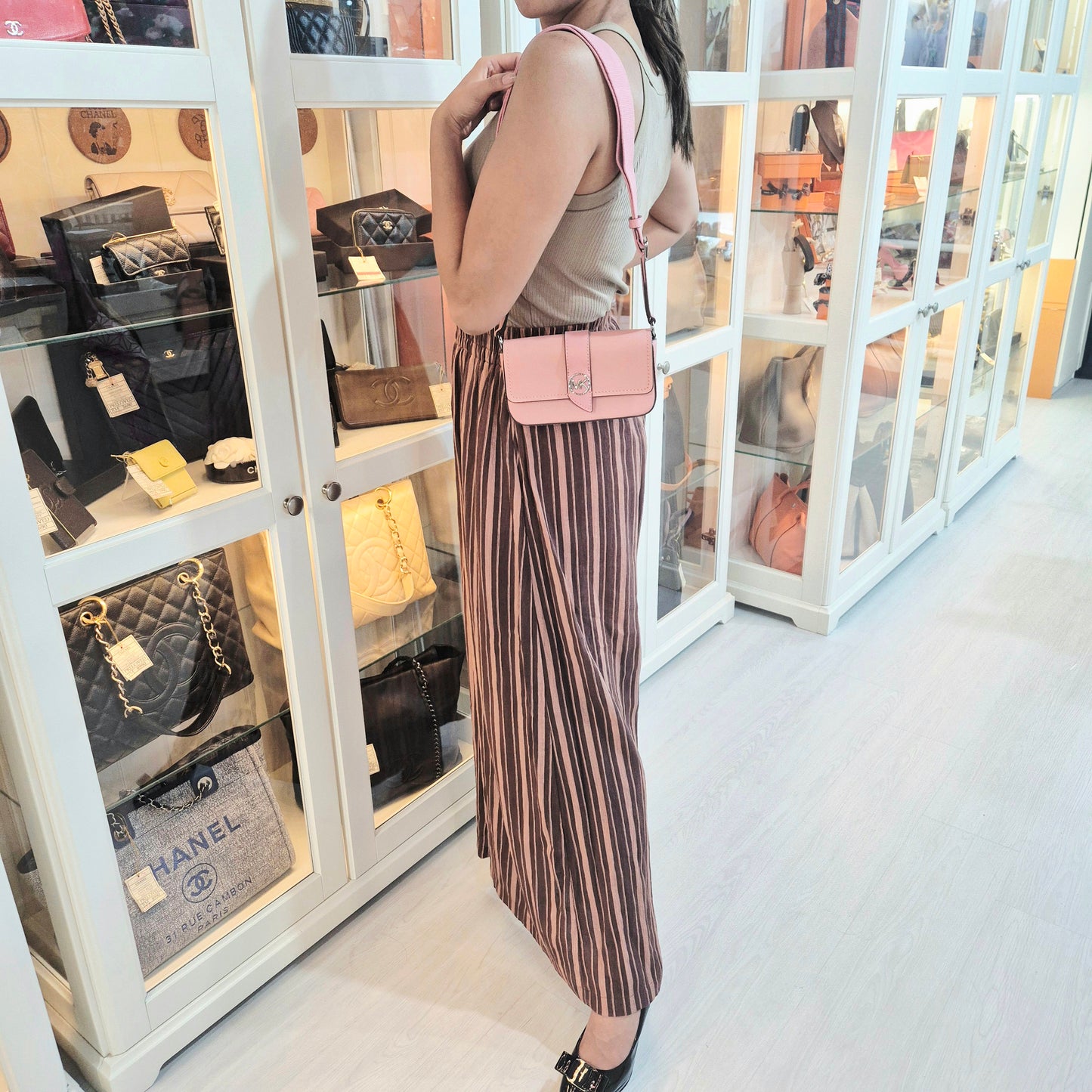 Michael Kors Greenwich Extra Small Saffiano Leather Crossbody Shw (Pink)