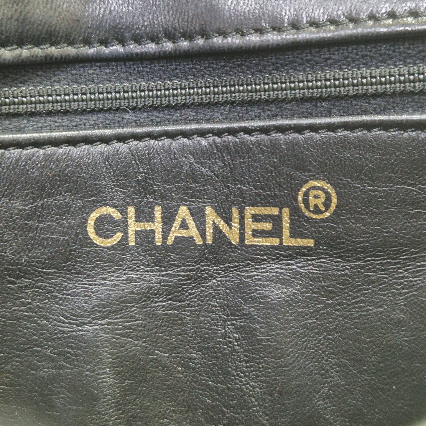 Chanel Vintage Quilted CC Belt Bag Lambskin Ghw (Black)