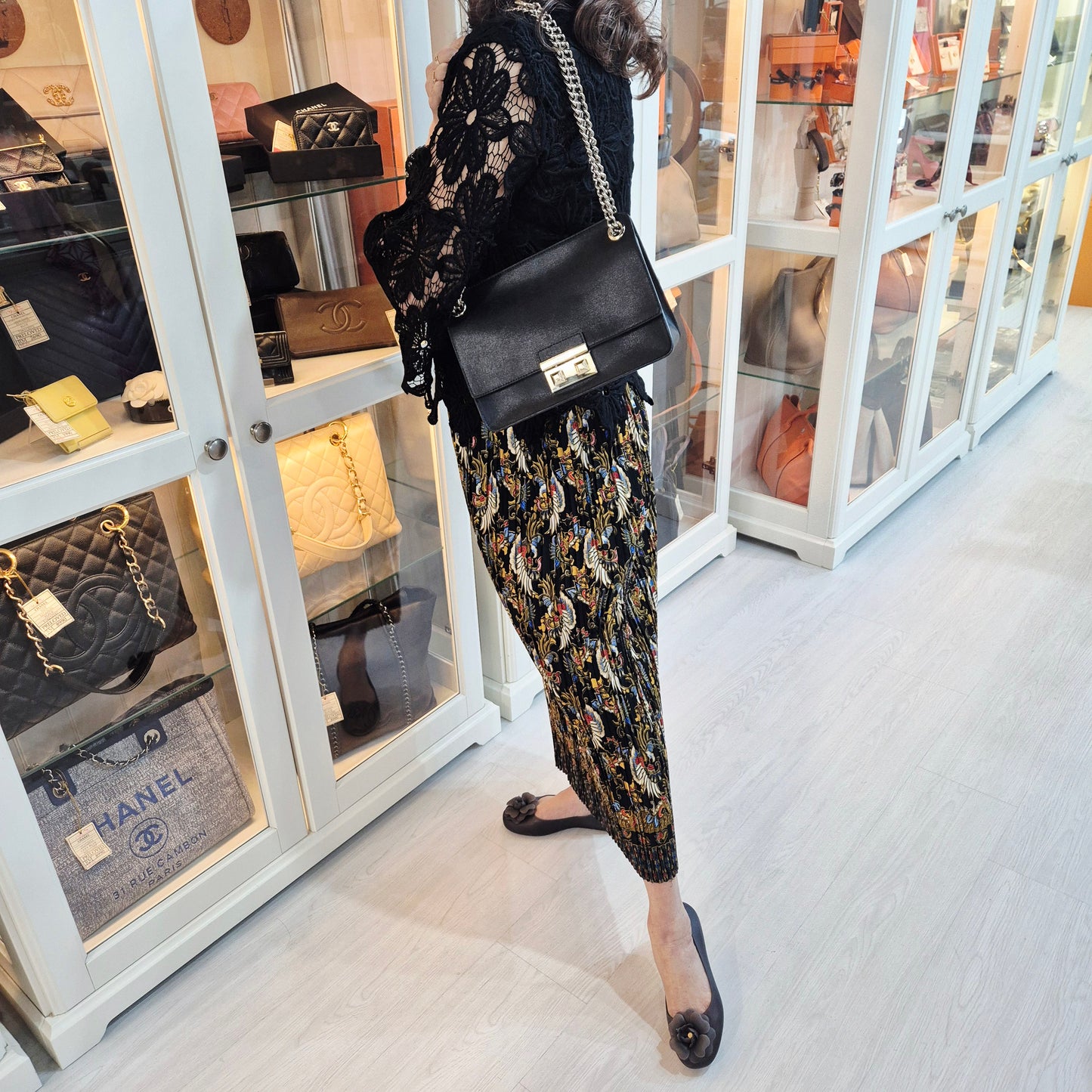 Furla Bella Leather Crossbody Ghw (Black)