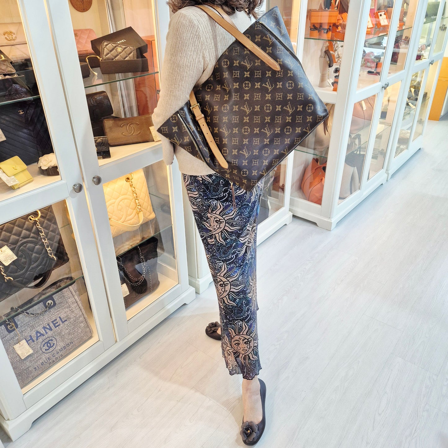 Louis Vuitton Voltaire Monogram Ghw
