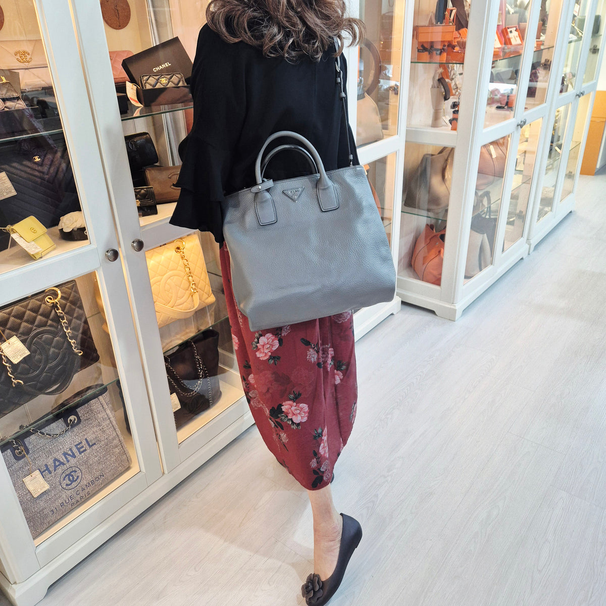 Prada BN2700 Vitello Daino Leather Tote Bag Shw (Grey)