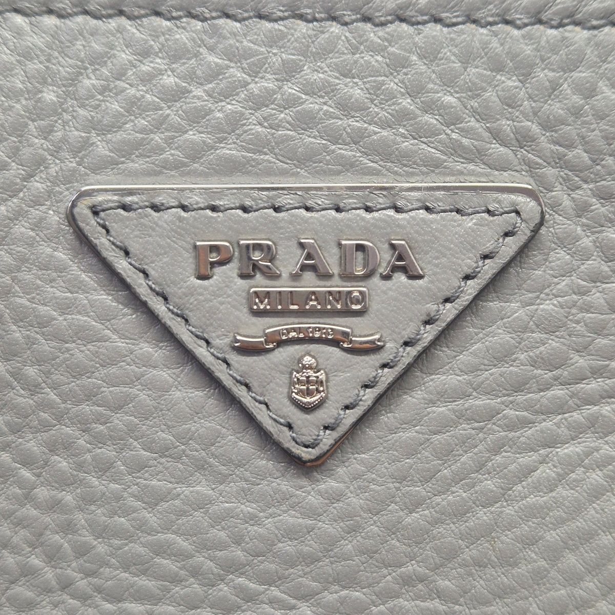 Prada BN2700 Vitello Daino Leather Tote Bag Shw (Grey)