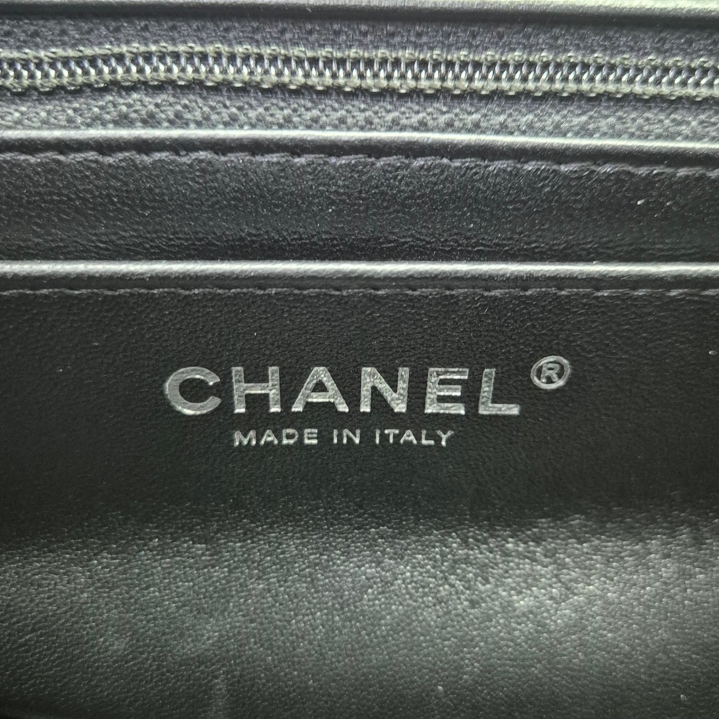 Chanel Classic Square Mini Flap Lambskin Shw (Black)