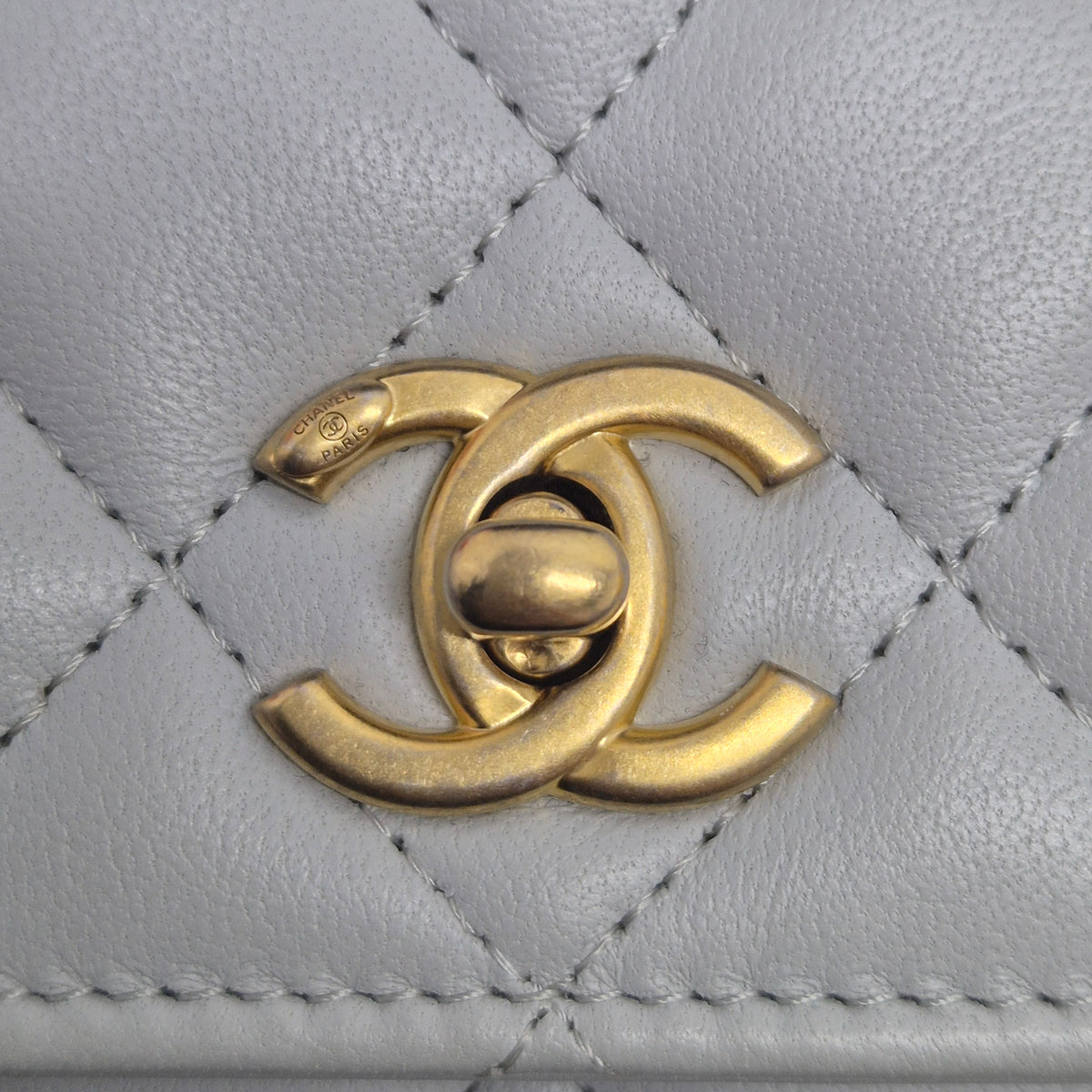 Chanel Wallet On Chain Lambskin Ghw (Grey)