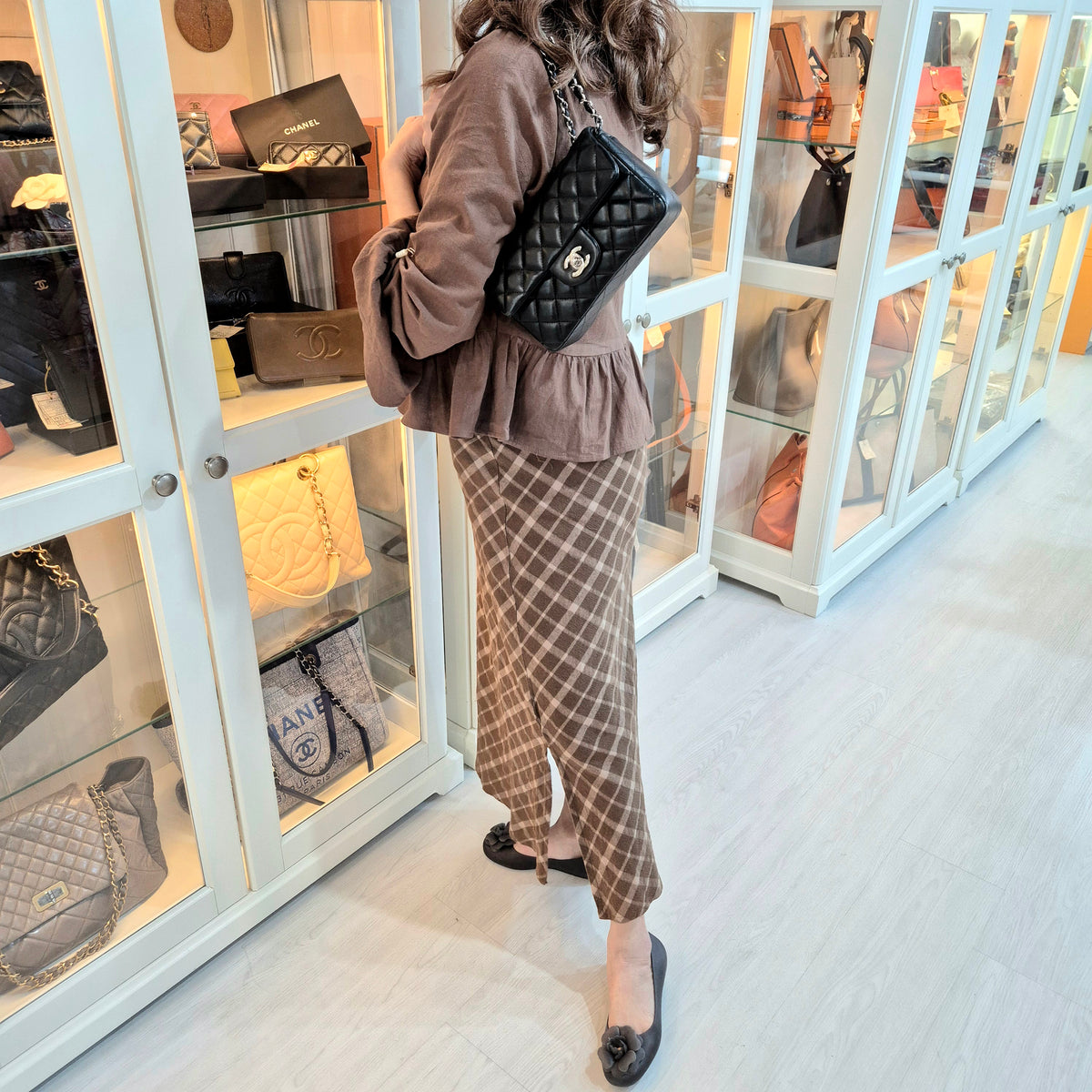 Chanel Mini Rectangular Flap Lambskin Shw (Black)