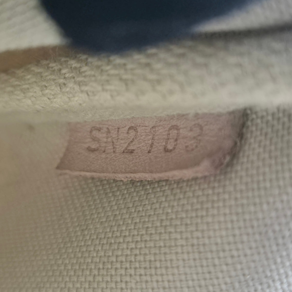 Louis Vuitton Eva Clutch Damier Azur Ghw