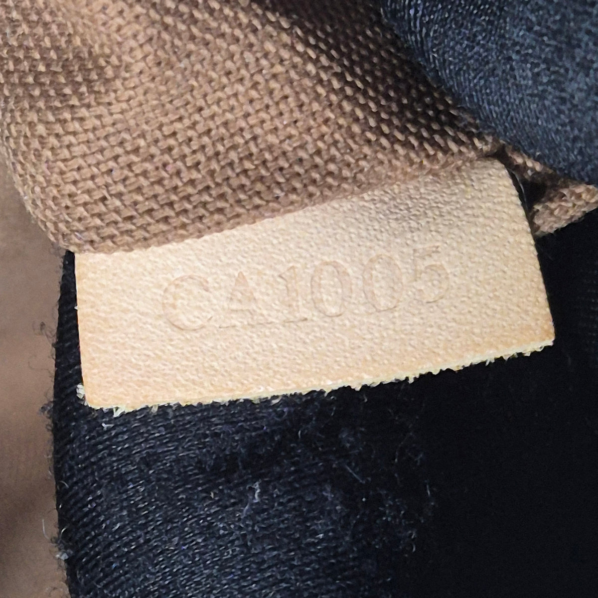 Louis Vuitton Batignolles Vertical Monogram Ghw