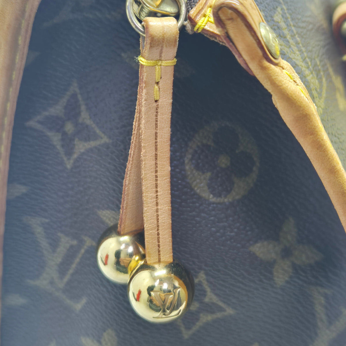 Louis Vuitton Popincourt Haut Monogram Ghw
