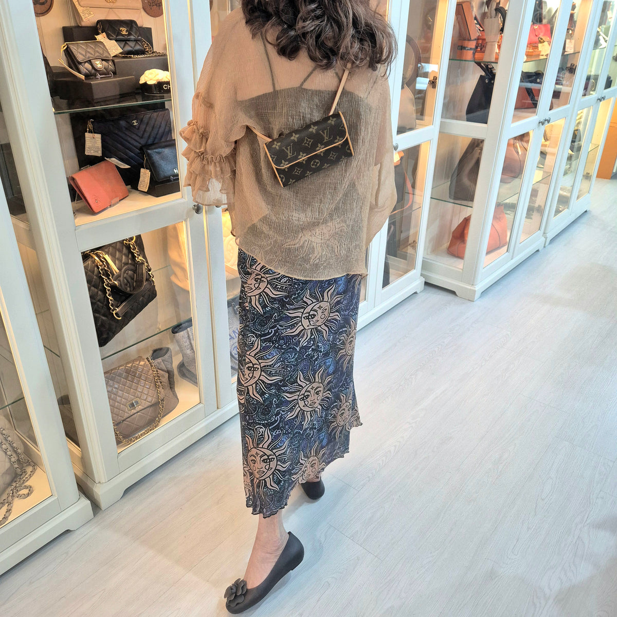 Louis Vuitton Pochette Florentine Monogram Ghw