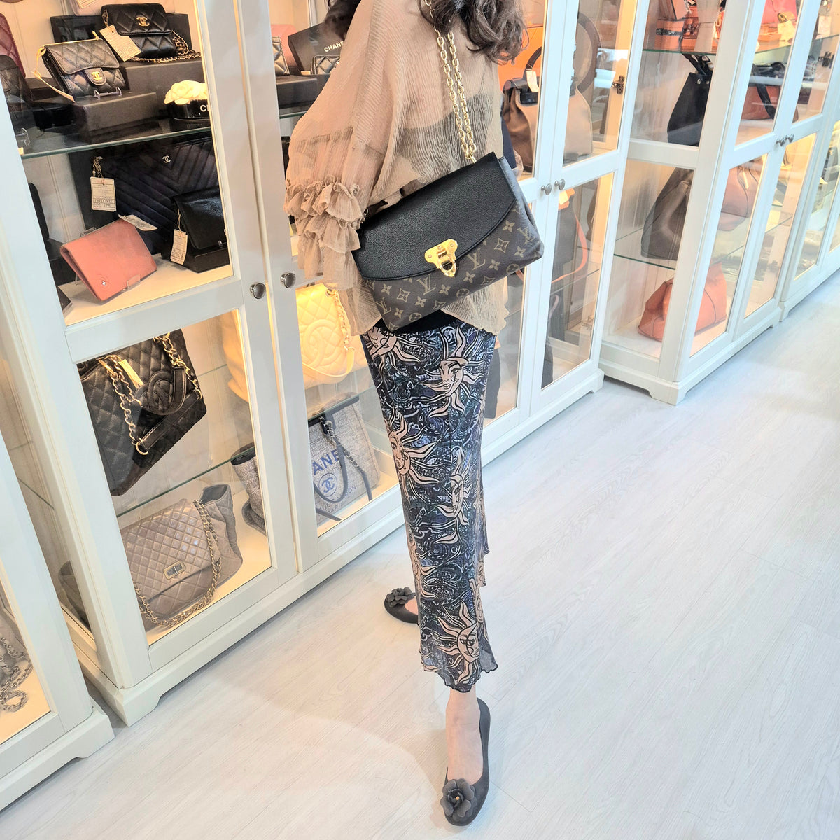 Louis Vuitton	Saint Placide Monogram Black Ghw