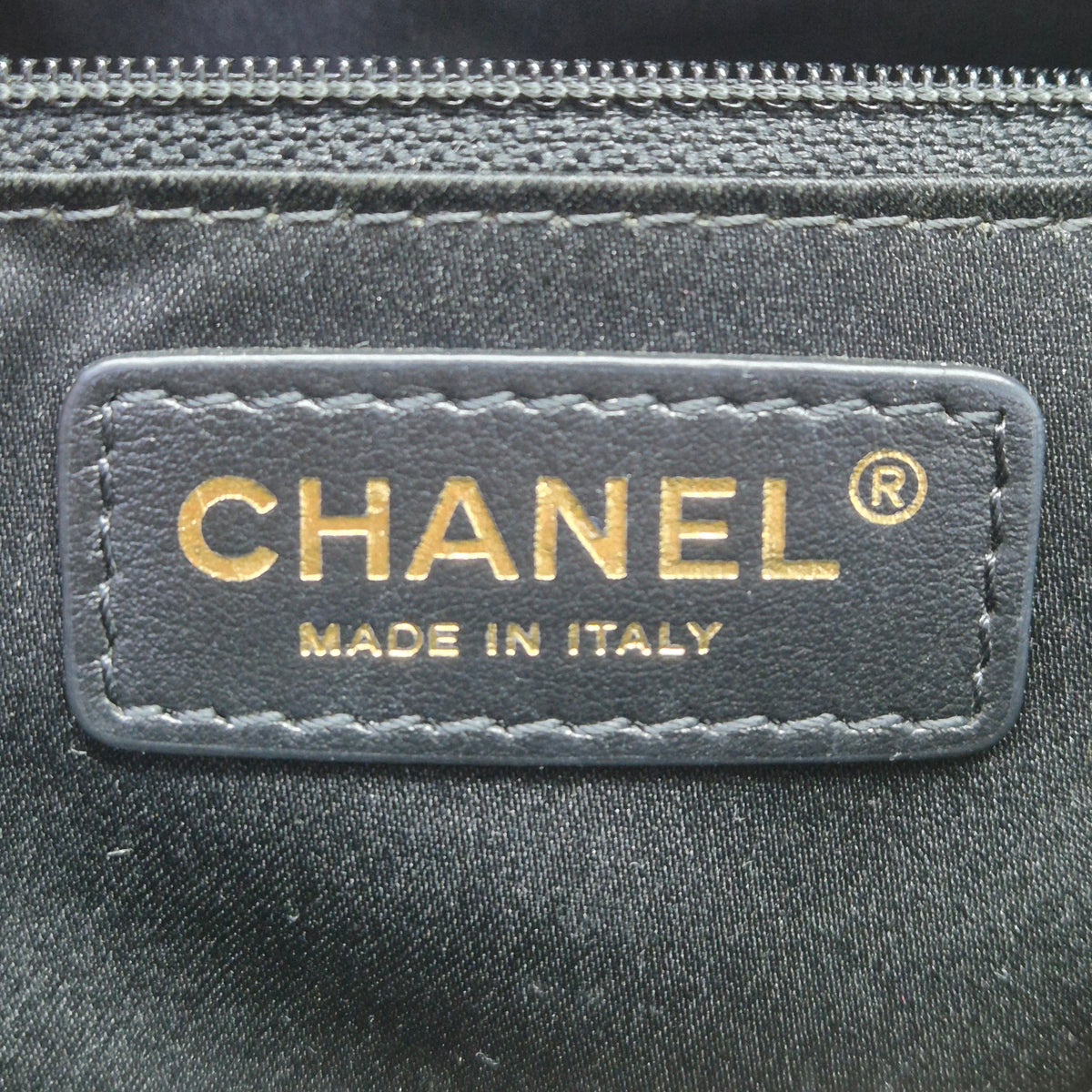 Chanel GST Caviar Ghw (Black)