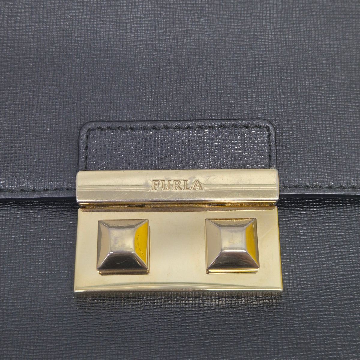 Furla Bella M Leather Tote Bag Ghw (Black)