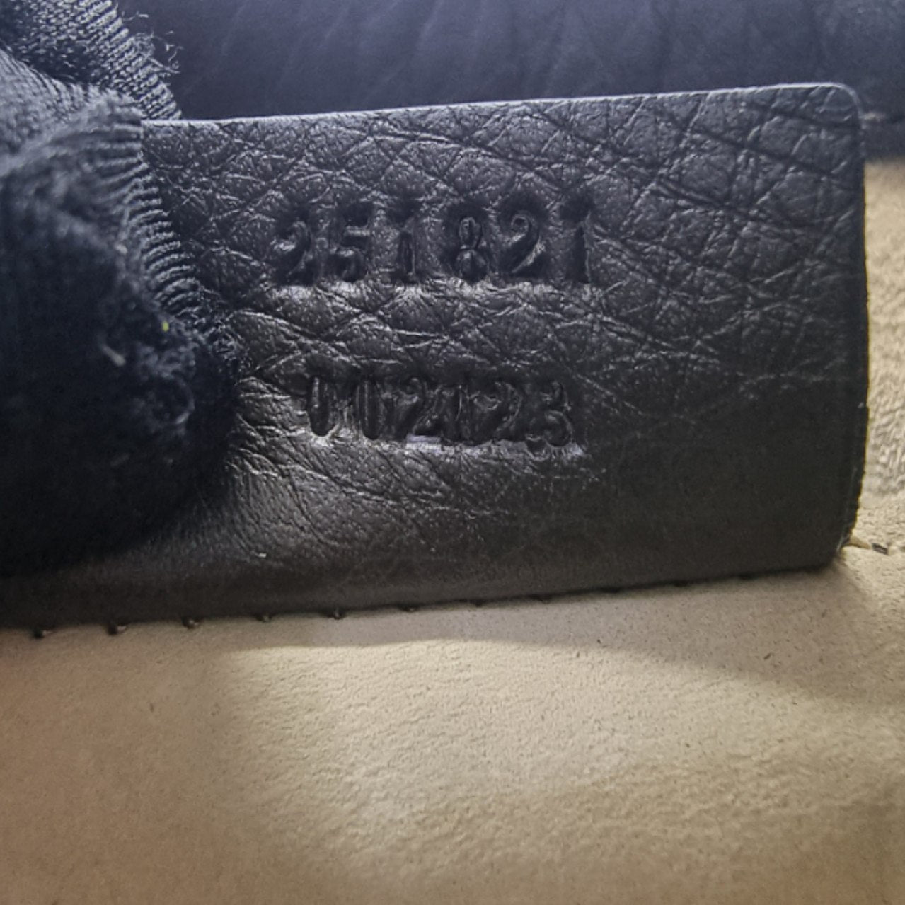 Gucci 1973 Small Chain Pebbled Leather Crossbody Ghw (Dark Grey)