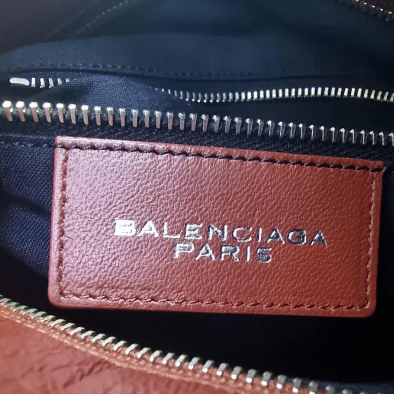 Balenciaga Agneau Classic Velo Lambskin Tote Shw (Brown)