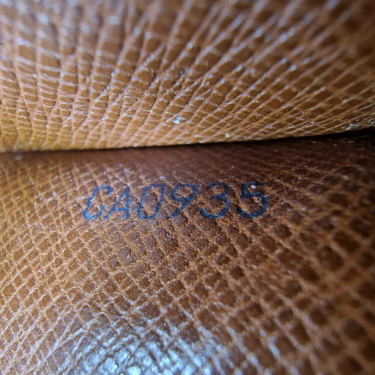 Louis Vuitton Vintage Sarah Wallet Monogram Ghw