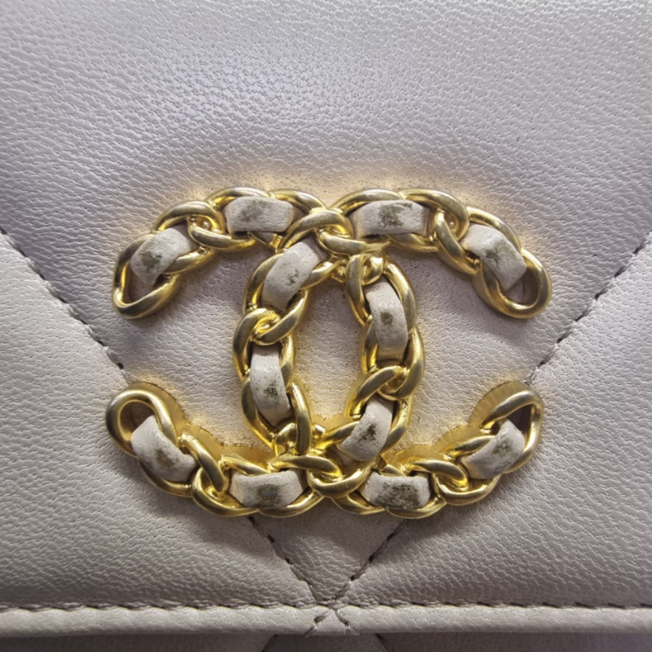 Chanel C19 Flap Wallet Lambskin Ghw (Pink)