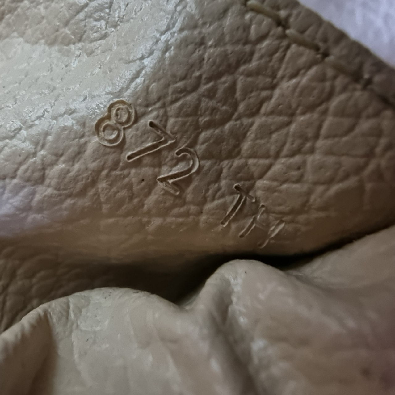 Louis Vuitton Trousse Toilette 28 Monogram Ghw